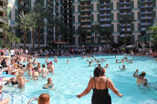 VIVA Las Vegas 16 Pool Party-Rockabilly Party