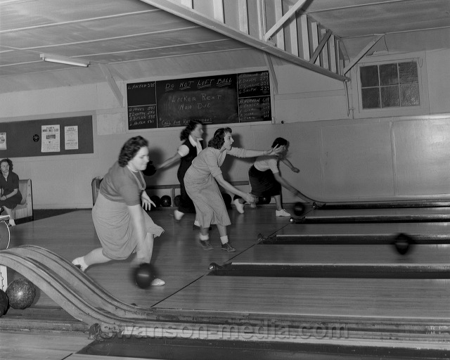 Vintage late 1940s / Early 1950s image of women bowling. 