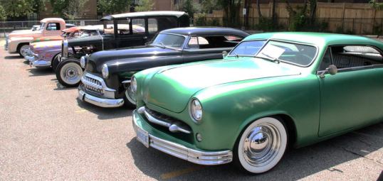 Bop n bowl vintage car show