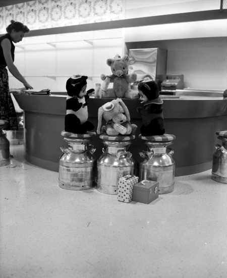 1950s Vintage Photo of a milk bar featuring a display of stuffed animals at Morgans Department store 
