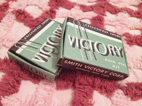 1940s Hair: vintage wartime victory hair pin kit -Vintage hair pins / bobby pins in the original package